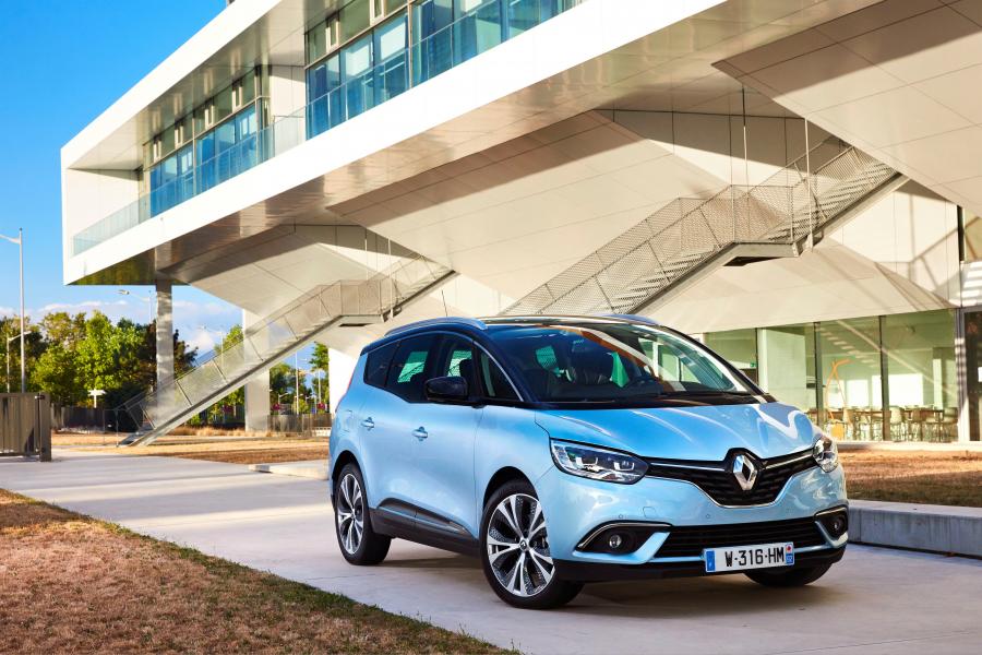 Renault Grand Scenic 2016 года  (фото 21 из 46)
